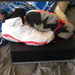 Jordan’s retro infrared 6’s